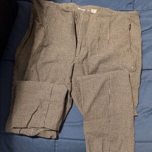 Old Navy Men's Houndstooth Chinos - Black & White